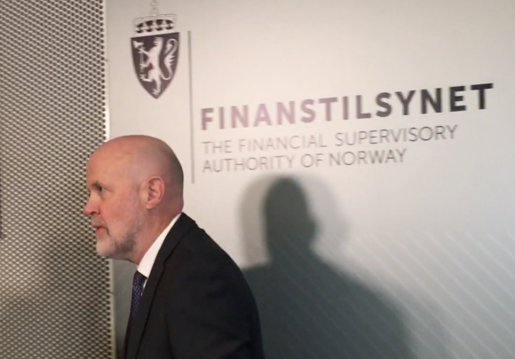 Finanstilsyn-sjef Morten Baltzersen sliter med rekrutteringen til viktige kontrolloppgaver.  Foto: OBM